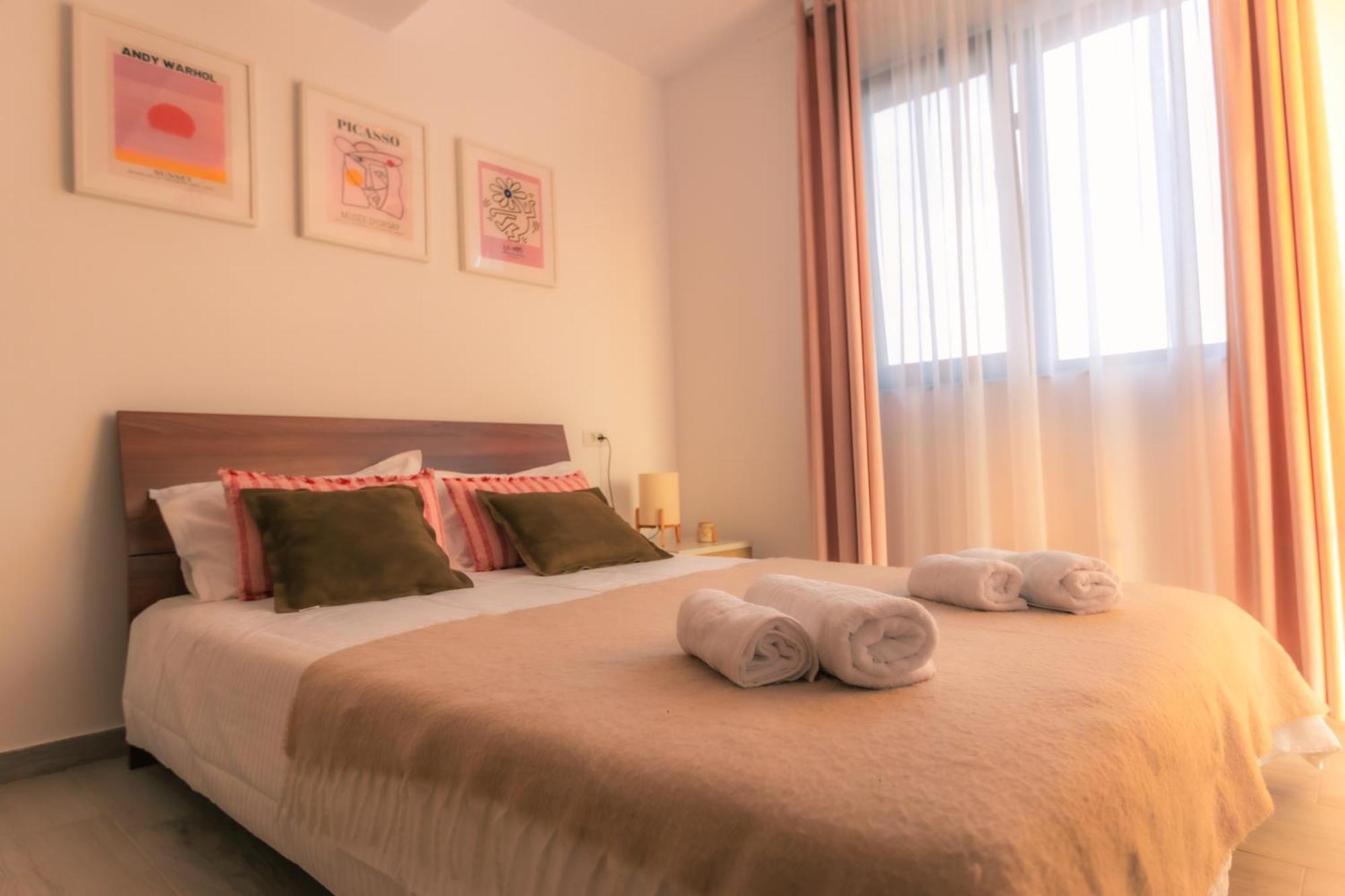 Sunset Apartment - Central Apt With Rooftop Garden Bucareste Exterior foto